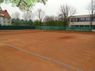 Tennisplatz 2